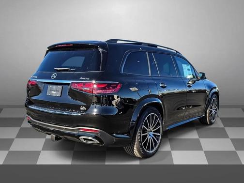 2025 Mercedes-Benz GLS 450 4MATIC