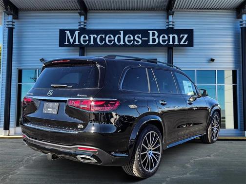 2025 Mercedes-Benz GLS 450 4MATIC