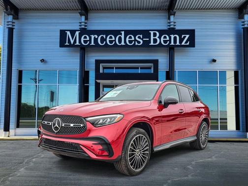 MANUFAKTUR Patagonia Red 2026 Mercedes-Benz GLC 300 4MATIC