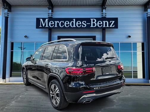 2026 Mercedes-Benz GLB 250 4MATIC