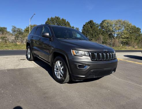 2017 Jeep Grand Cherokee Laredo