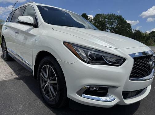 2017 INFINITI QX60 Base