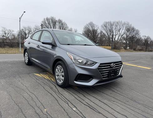 GREY 2019 Hyundai Accent SE Sedan