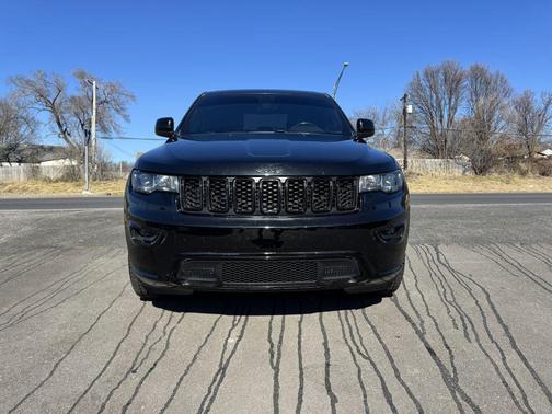2017 Jeep Grand Cherokee Altitude