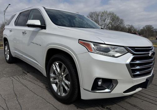 WHITE 2019 Chevrolet Traverse High Country