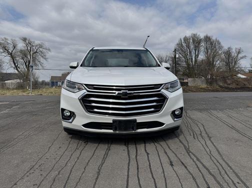 WHITE 2019 Chevrolet Traverse High Country