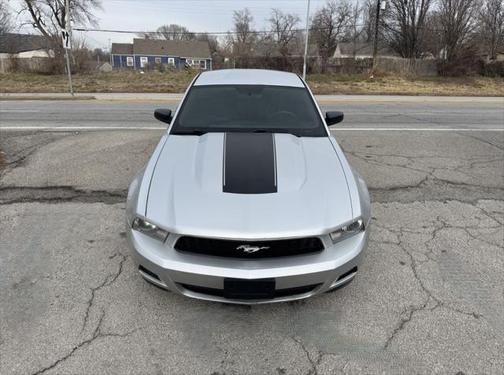 2012 Ford Mustang V6