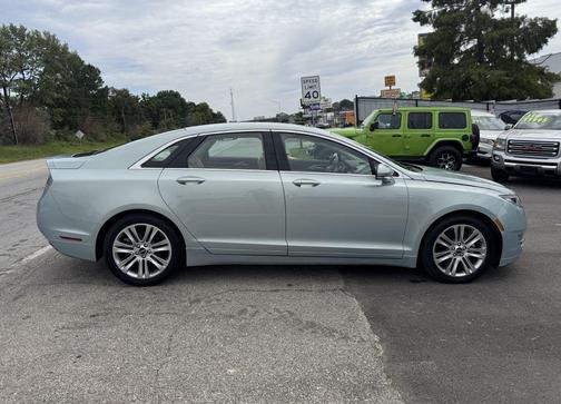 2014 Lincoln MKZ Hybrid Base