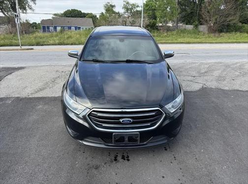 2015 Ford Taurus Limited