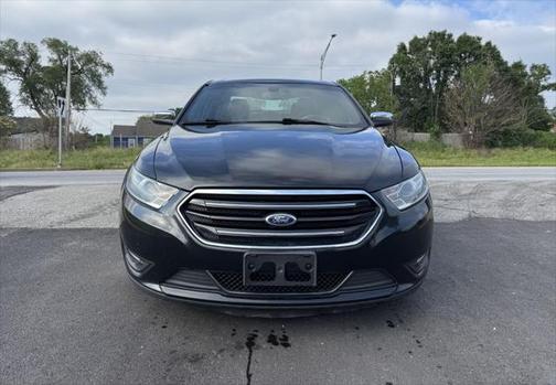 2015 Ford Taurus Limited