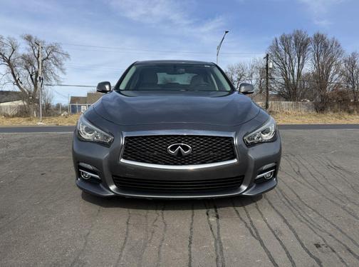2015 INFINITI Q50 Premium