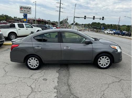 2018 Nissan Versa 1.6 SV