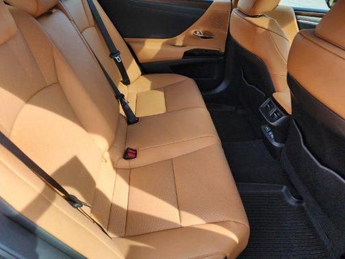 2024 Lexus ES 350 Base