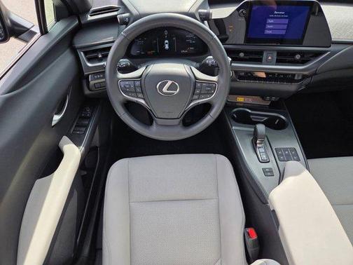 Obsidian 2025 Lexus UX 300h F SPORT Design