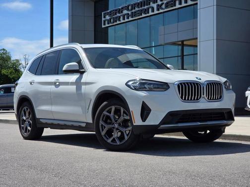 Alpine White 2024 BMW X3 xDrive30i
