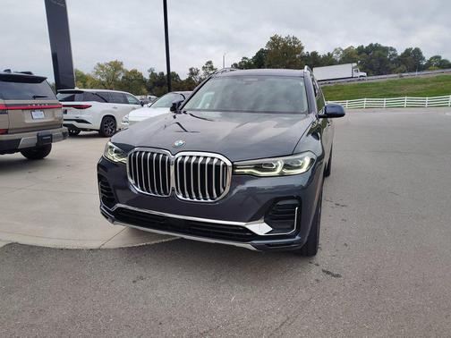 Arctic Gray Metallic 2020 BMW X7 xDrive40i