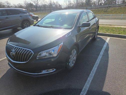 2016 Buick LaCrosse Base