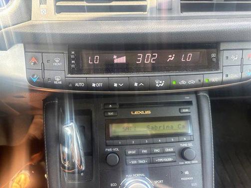 Starfire Pearl 2012 Lexus CT 200h Premium