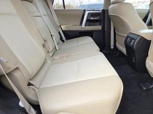 2017 Toyota 4Runner SR5