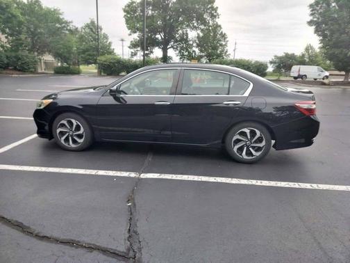 Crystal Black Pearl 2016 Honda Accord EX