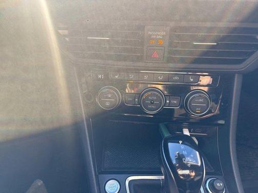 2022 Volkswagen Jetta 1.5T SE