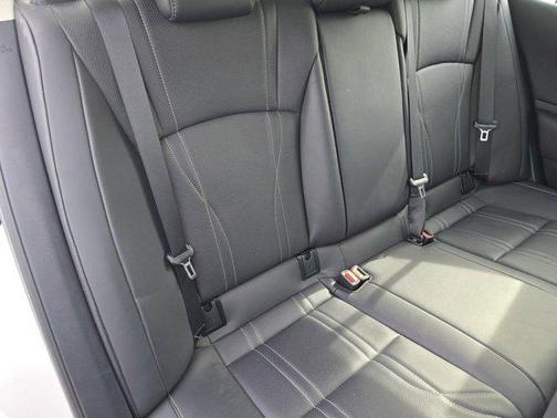 2024 Lexus ES 300h Luxury