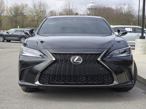 2025 Lexus ES 300h Base