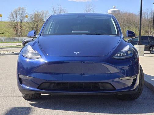 2023 Tesla Model Y Long Range Dual Motor All-Wheel Drive