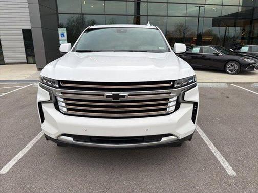 2023 Chevrolet Suburban 4WD High Country