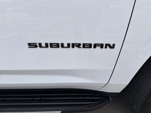 2023 Chevrolet Suburban 4WD High Country