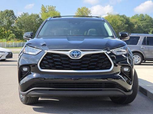 2020 Toyota Highlander Hybrid XLE