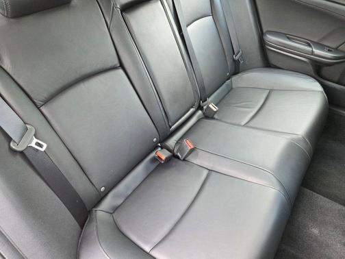 White Orchid Pearl 2018 Honda Civic EX-L