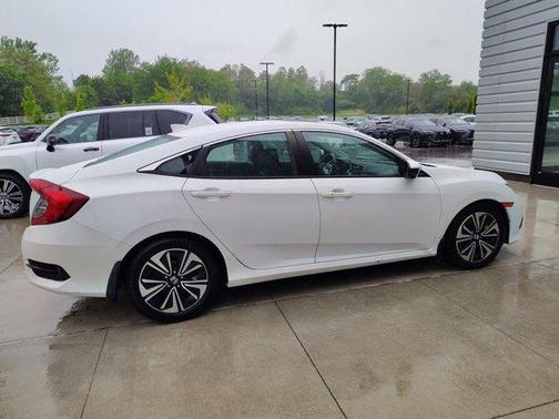 White Orchid Pearl 2018 Honda Civic EX-L