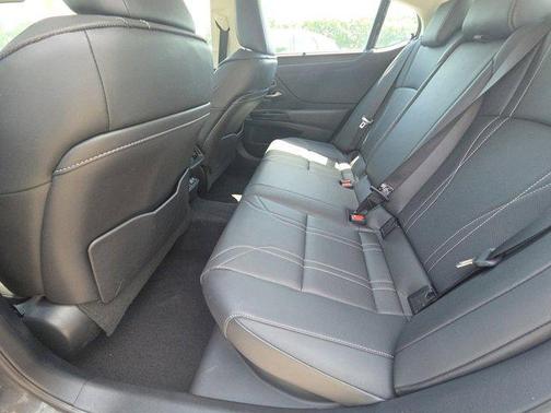 2024 Lexus ES 300h Ultra Luxury