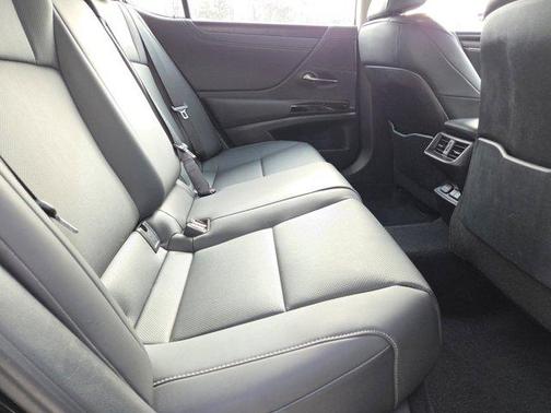 2024 Lexus ES 350 Base