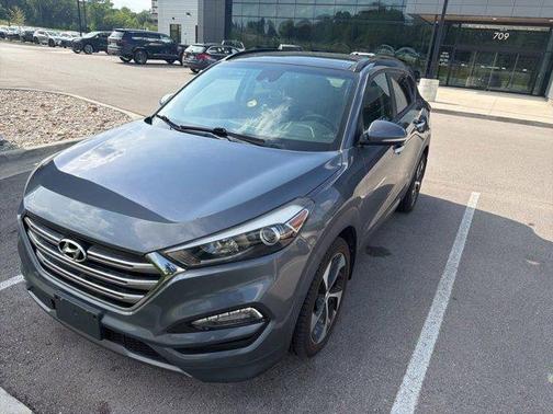 Coliseum Grey 2016 Hyundai TUCSON Limited