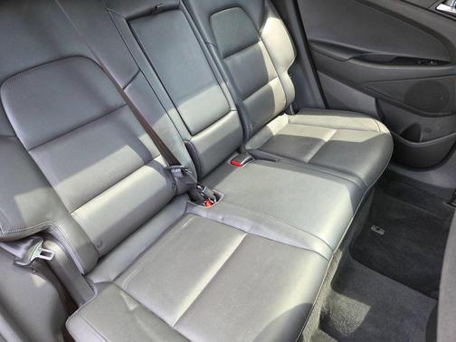 Coliseum Grey 2016 Hyundai TUCSON Limited