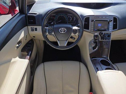 2015 Toyota Venza LE