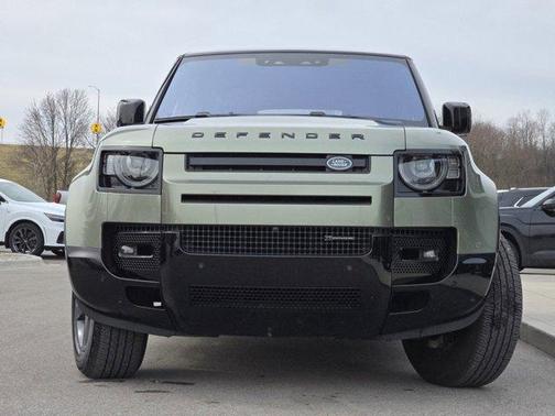 2023 Land Rover Defender 110 X-Dynamic SE