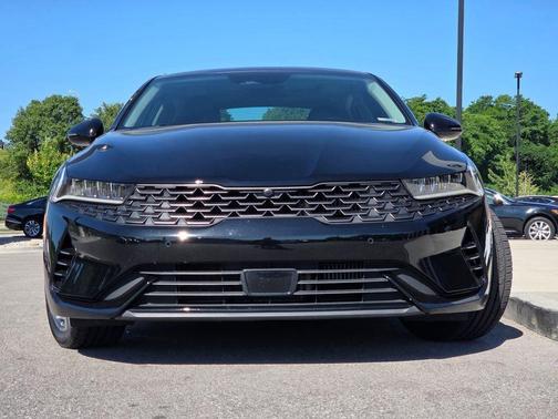 Ebony Black 2023 Kia K5 EX