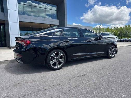 Ebony Black 2023 Kia K5 EX