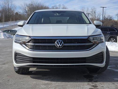 2023 Volkswagen Jetta 1.5T SE