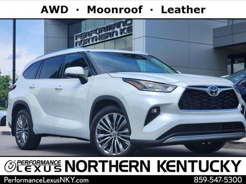 2023 Toyota Highlander Platinum