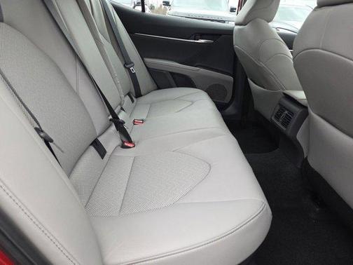 2023 Toyota Camry Hybrid XLE