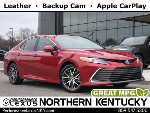 2023 Toyota Camry Hybrid XLE