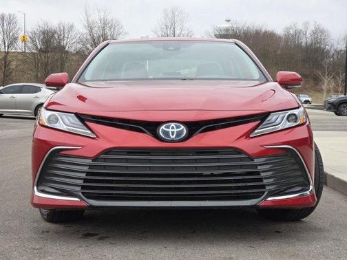 2023 Toyota Camry Hybrid XLE
