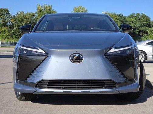 2023 Lexus RZ 450e Luxury