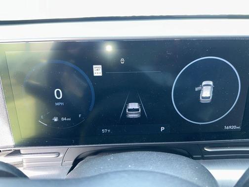 Atlas White 2024 Hyundai KONA SEL