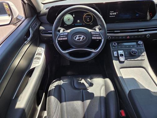 Hyper White 2023 Hyundai PALISADE Limited