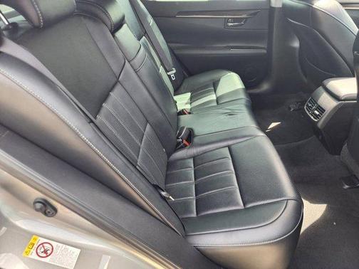2016 Lexus ES 350 Base